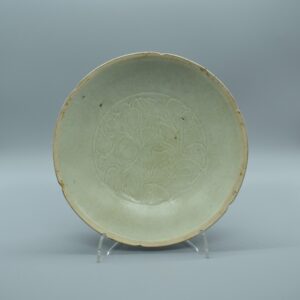 Qingbai Floral Lobed Dish