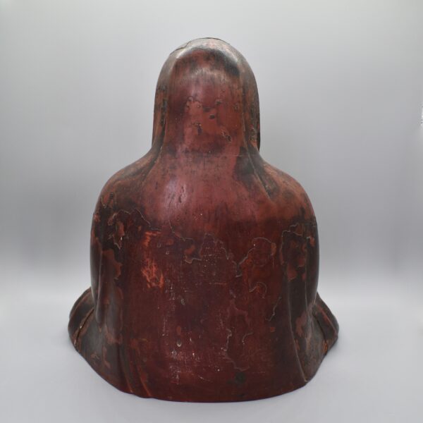 Red Lacquered Seated Daruma (Bodhidharma) with Glass Inlaid Eyes - Image 2